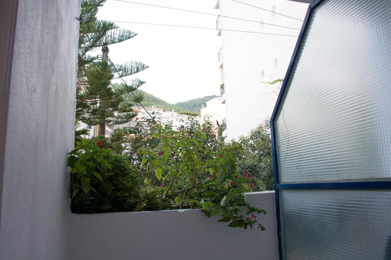 Maria'S Roomstudios Apartments Flats To Let Seaside Heart City Chantzara Spyropoulos Igoumenitsa Exterior foto